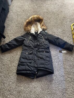 bebe Black Puffer Parka with Faux Fur-Trimmed Hood